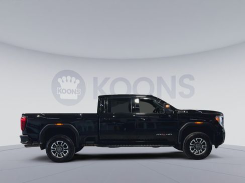 Used 2023 GMC Sierra 2500 AT4 w/ AT4 Preferred Package AWD/4WD image 12