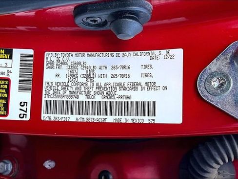 Used 2023 Toyota Tacoma TRD Off-Road image 35