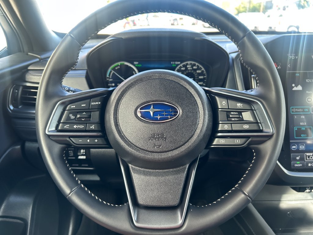 Used 2025 Subaru Forester Limited AWD/4WD image 17
