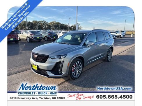 Used 2024 Cadillac XT6 Sport image 1