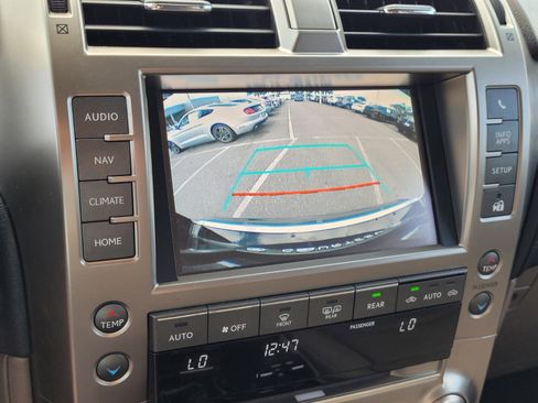 Used 2020 Lexus GX 460 Premium image 26