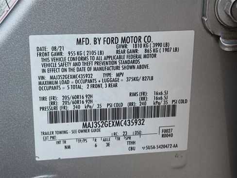 Used 2021 Ford EcoSport SE w/ SE Convenience Package image 34