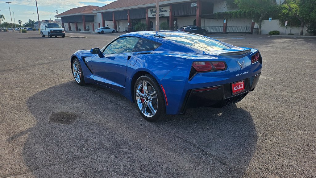 Used 2016 Chevrolet Corvette Stingray Coupe w/ 3LT Preferred Equipment Group RWD image 8