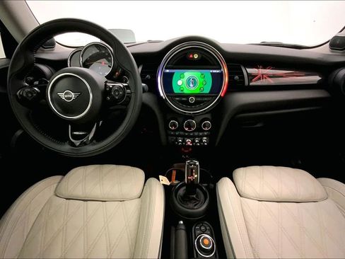 Used 2020 MINI Cooper S image 16