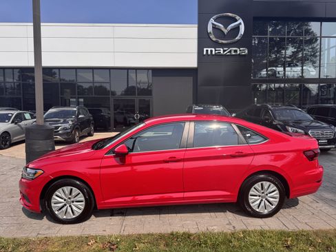 Used 2019 Volkswagen Jetta S FWD image 4