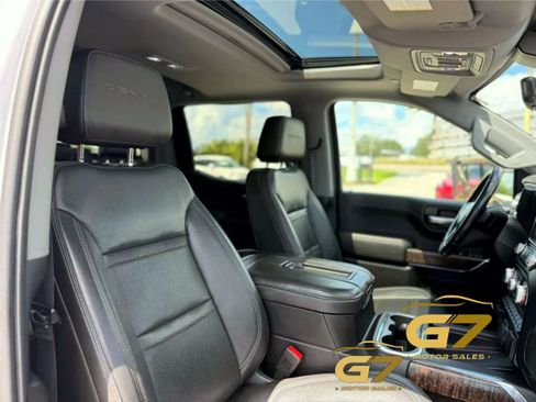 Used 2019 GMC Sierra 1500 Denali w/ Denali Ultimate Package AWD/4WD image 11