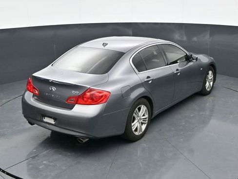 Used 2015 INFINITI Q40 w/ Navigation Package image 32