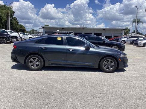 Used 2022 Kia K5 LXS FWD image 4