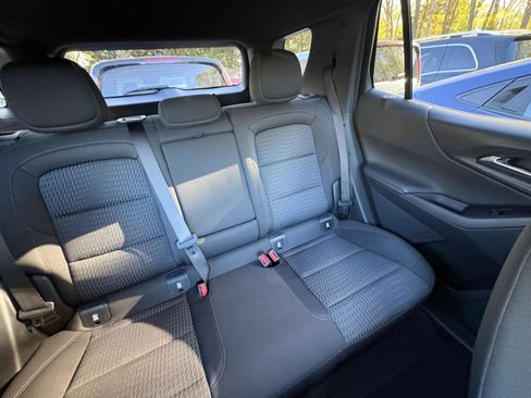 Used 2025 Chevrolet Equinox LT FWD image 30