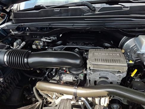 Used 2023 RAM 1500 Laramie AWD/4WD image 30