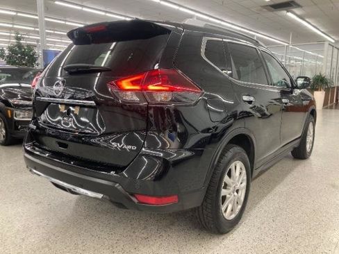 Used 2020 Nissan Rogue SV AWD/4WD image 5