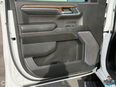 Used 2024 Chevrolet Silverado 1500 High Country image 16