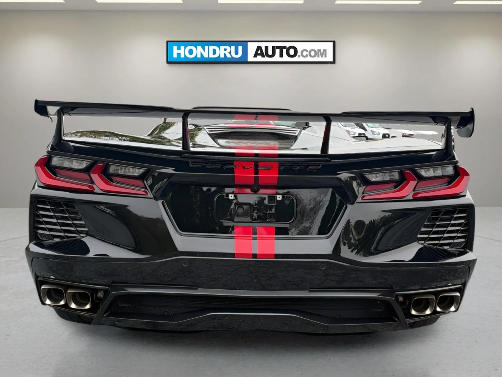 Used 2023 Chevrolet Corvette Stingray Premium Conv w/ Z51 Performance Package RWD image 15