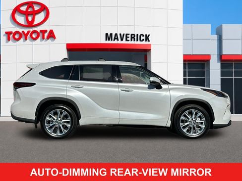 New 2026 Toyota Highlander Limited AWD/4WD image 6
