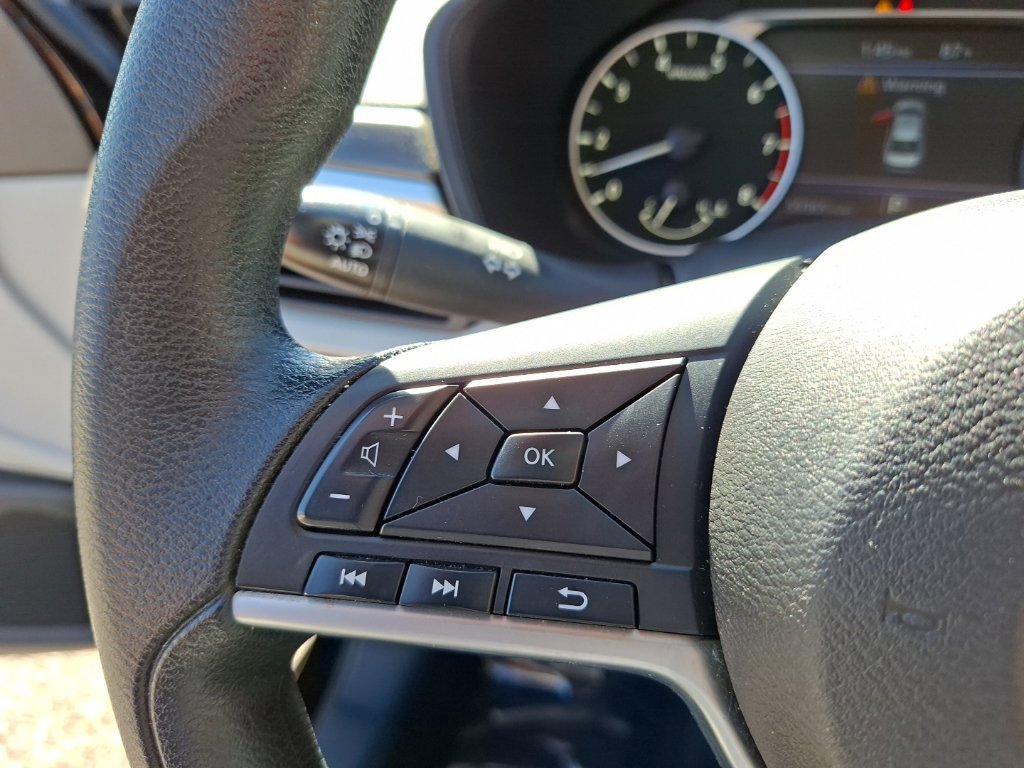 Used 2024 Nissan Altima 2.5 SV FWD image 18