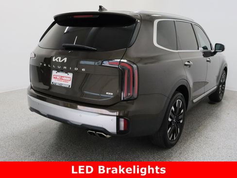 Used 2024 Kia Telluride SX Prestige image 7