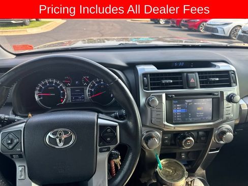 Used 2014 Toyota 4Runner SR5 AWD/4WD image 7