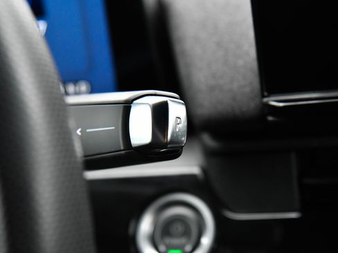 Used 2024 Honda Prologue EX image 32