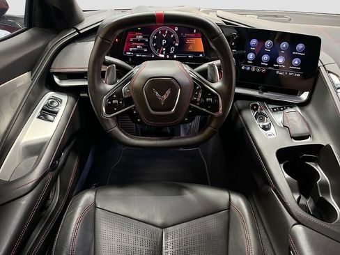 Used 2021 Chevrolet Corvette Stingray Premium Cpe w/ Z51 Performance Package RWD image 23