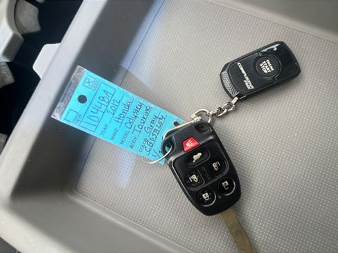 Used 2012 Honda Odyssey Touring image 29