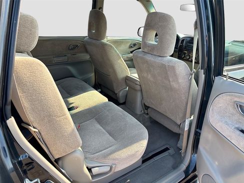 Used 2005 Suzuki XL7 4WD image 31