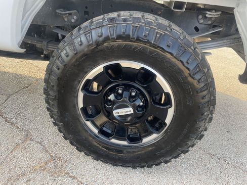 Used 2025 Ford F250 Lariat w/ Tremor Off-Road Package AWD/4WD image 40