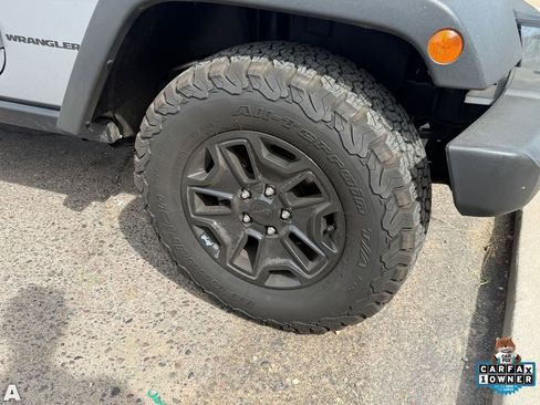 Used 2016 Jeep Wrangler Sport image 6