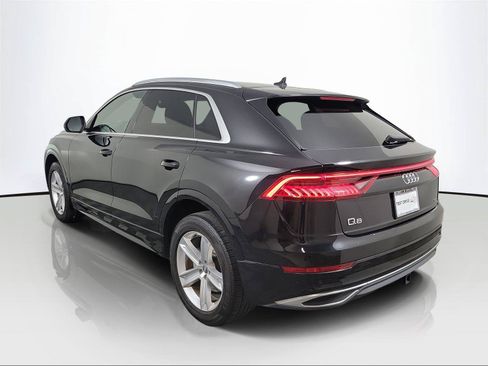Used 2019 Audi Q8 Premium w/ Convenience Package AWD/4WD image 4