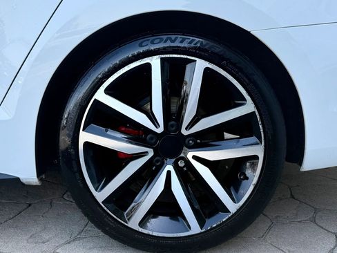 Used 2012 Volkswagen Jetta GLI Autobahn FWD image 48