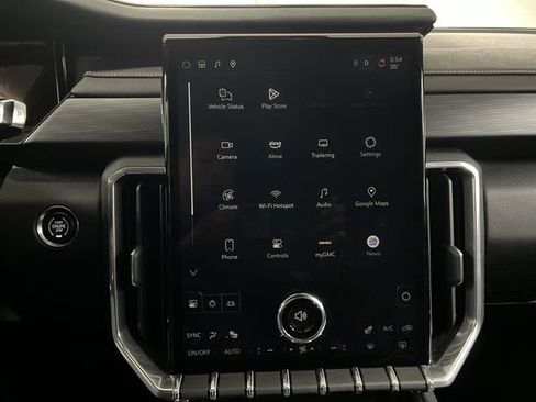 Certified 2025 GMC Acadia Elevation image 13