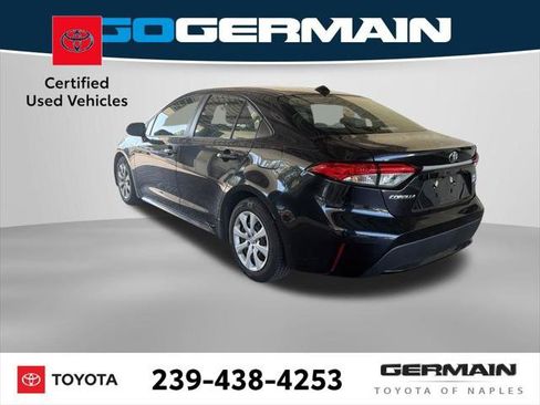 Certified 2022 Toyota Corolla LE FWD image 3