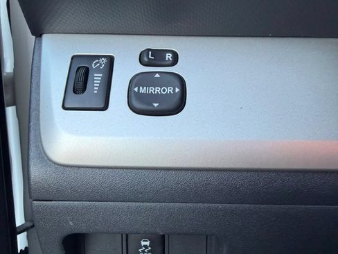 Used 2010 Scion xB FWD image 26