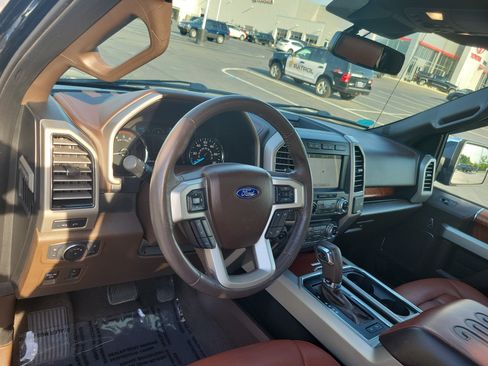 Used 2018 Ford F150 King Ranch w/ Equipment Group 601A Luxury AWD/4WD image 19