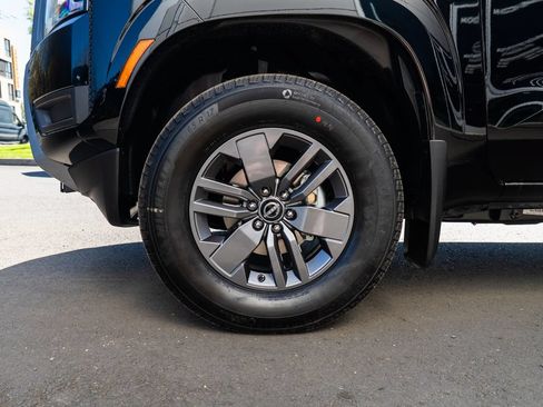 New 2026 Nissan Frontier SV w/ Tow Package AWD/4WD image 7