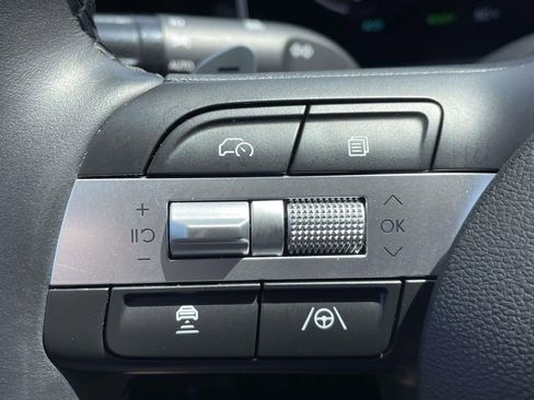 Used 2025 Hyundai Tucson Limited AWD/4WD image 27