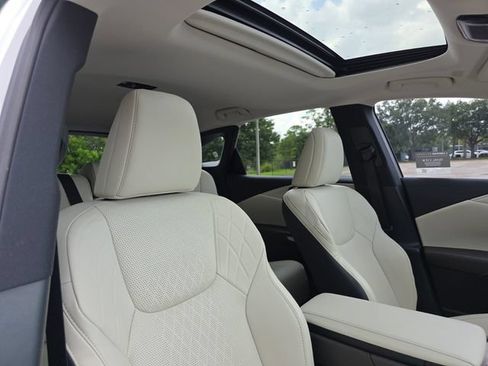 Used 2025 Lexus RX 350 Premium Plus w/ Accessory Package (Z1) FWD image 11