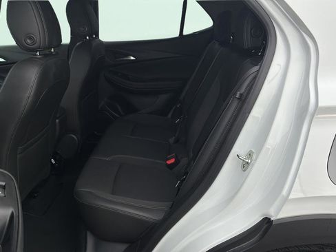 Used 2025 Buick Encore GX Preferred FWD image 15