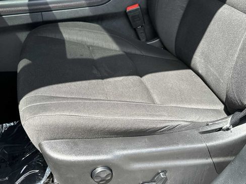 Used 2023 Dodge Durango GT RWD image 17