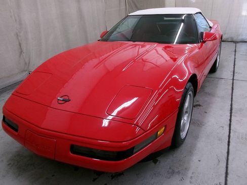 Used 1995 Chevrolet Corvette Convertible RWD image 27