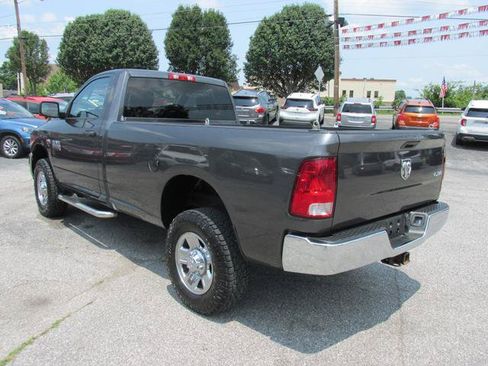 Used 2014 RAM 2500 Tradesman w/ Chrome Appearance Group AWD/4WD image 5