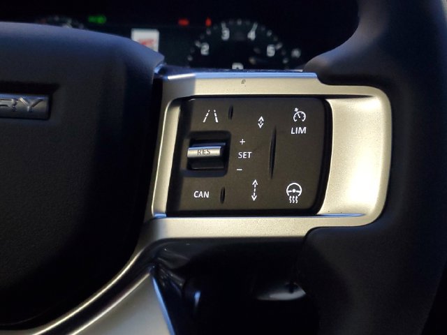 Certified 2026 Land Rover Discovery S AWD/4WD image 24
