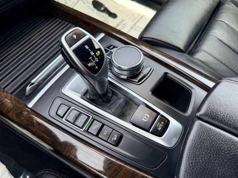 Used 2018 BMW X5 xDrive50i AWD/4WD image 46