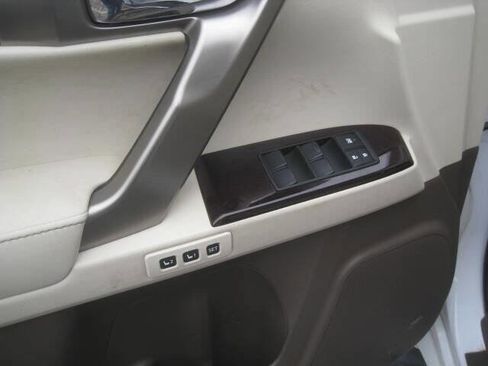 Used 2015 Lexus GX 460 Base AWD 4dr SUV image 20