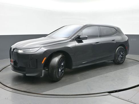 Used 2024 BMW iX xDrive50 w/ Convenience Package AWD/4WD image 7