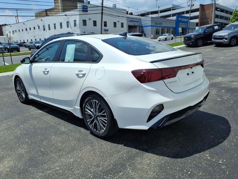 Used 2023 Kia Forte GT-Line w/ GT-Line Technology Package FWD image 7