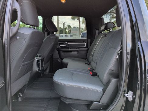 Used 2022 RAM 2500 Big Horn w/ Night Edition AWD/4WD image 14