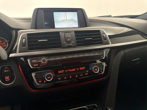 Used 2018 BMW 330i Sedan RWD image 38