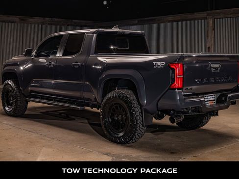 Used 2024 Toyota Tacoma TRD Sport w/ TRD Sport Premium Package AWD/4WD image 7