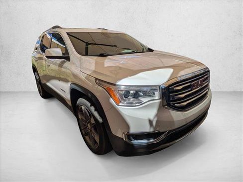 Used 2018 GMC Acadia SLT w/ LPO, Floor Liner Package AWD/4WD image 3