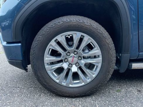 Used 2024 GMC Sierra 1500 Denali w/ Technology Package AWD/4WD image 34